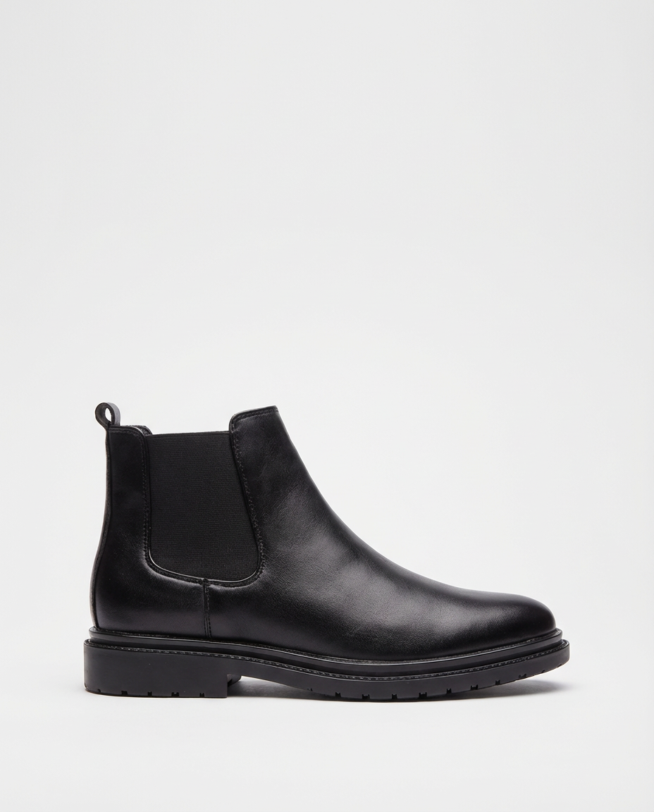 Black Men's Classic Chelsea Boots | GRAND London