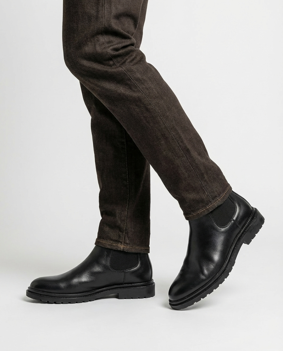 Black Men's Classic Chelsea Boots | GRAND London